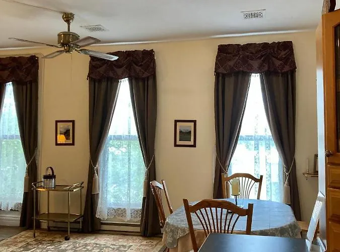 Downtown Historic Capitol Vacation Suites Aparthotel Buffalo