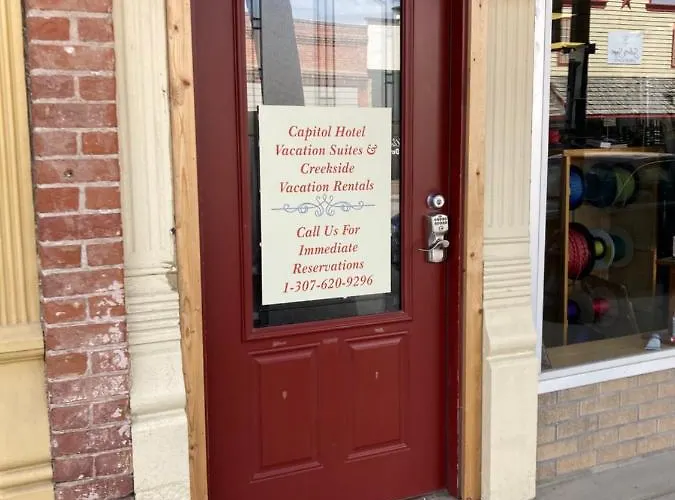 Downtown Historic Capitol Vacation Suites * Buffalo