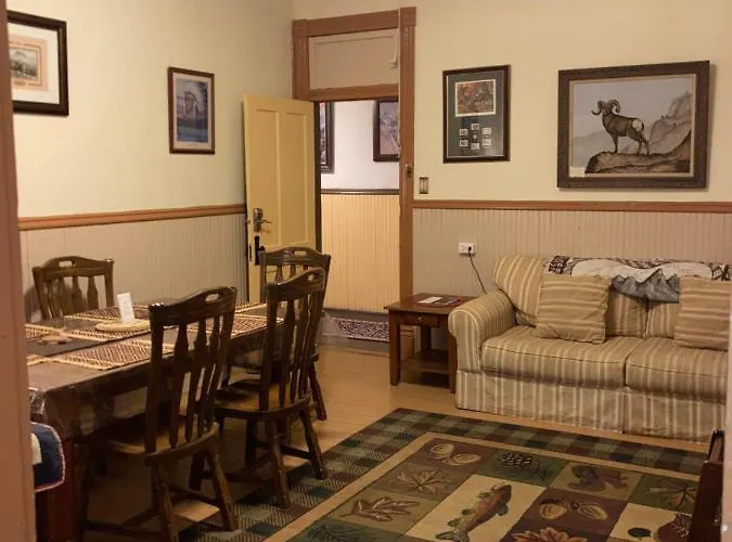 Downtown Historic Capitol Vacation Suites Buffalo