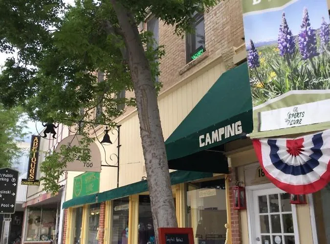 Downtown Historic Capitol Vacation Suites