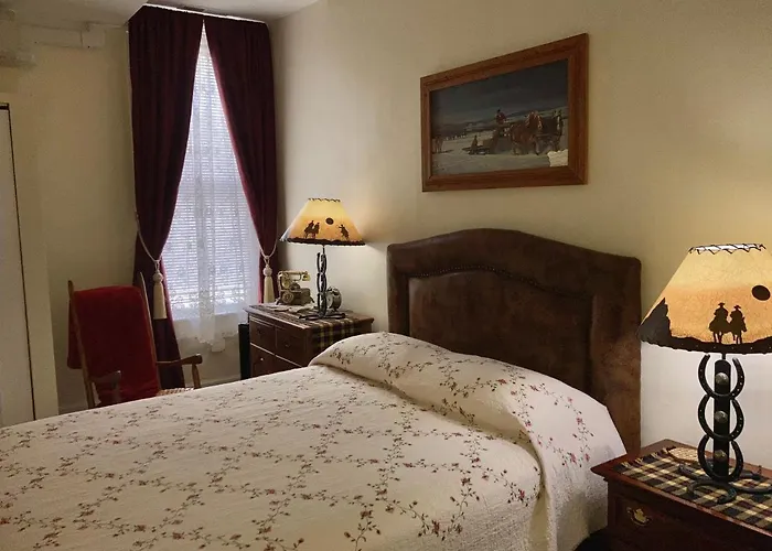 Aparthotel Downtown Historic Capitol Vacation Suites Buffalo